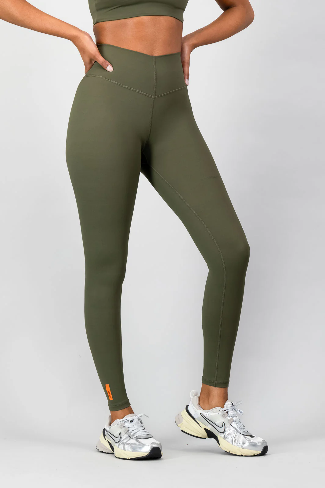 Dynamic Legging - Olive - Image 4