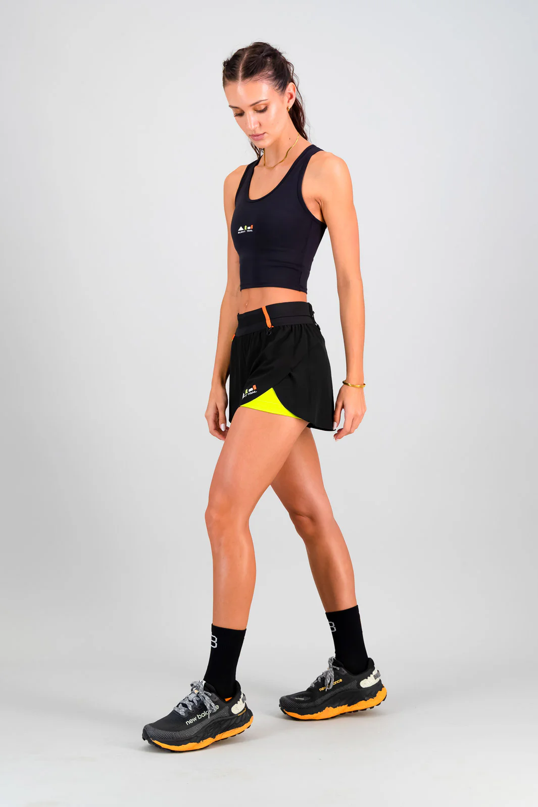 Elevate Women's Run Short w/ inner - Image 5