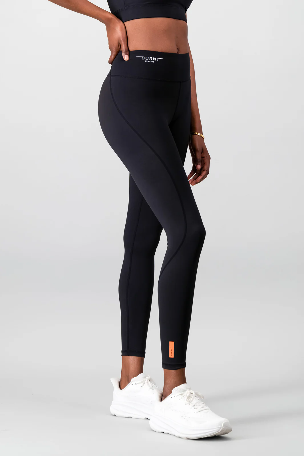 Essential Elevate Legging - Image 2