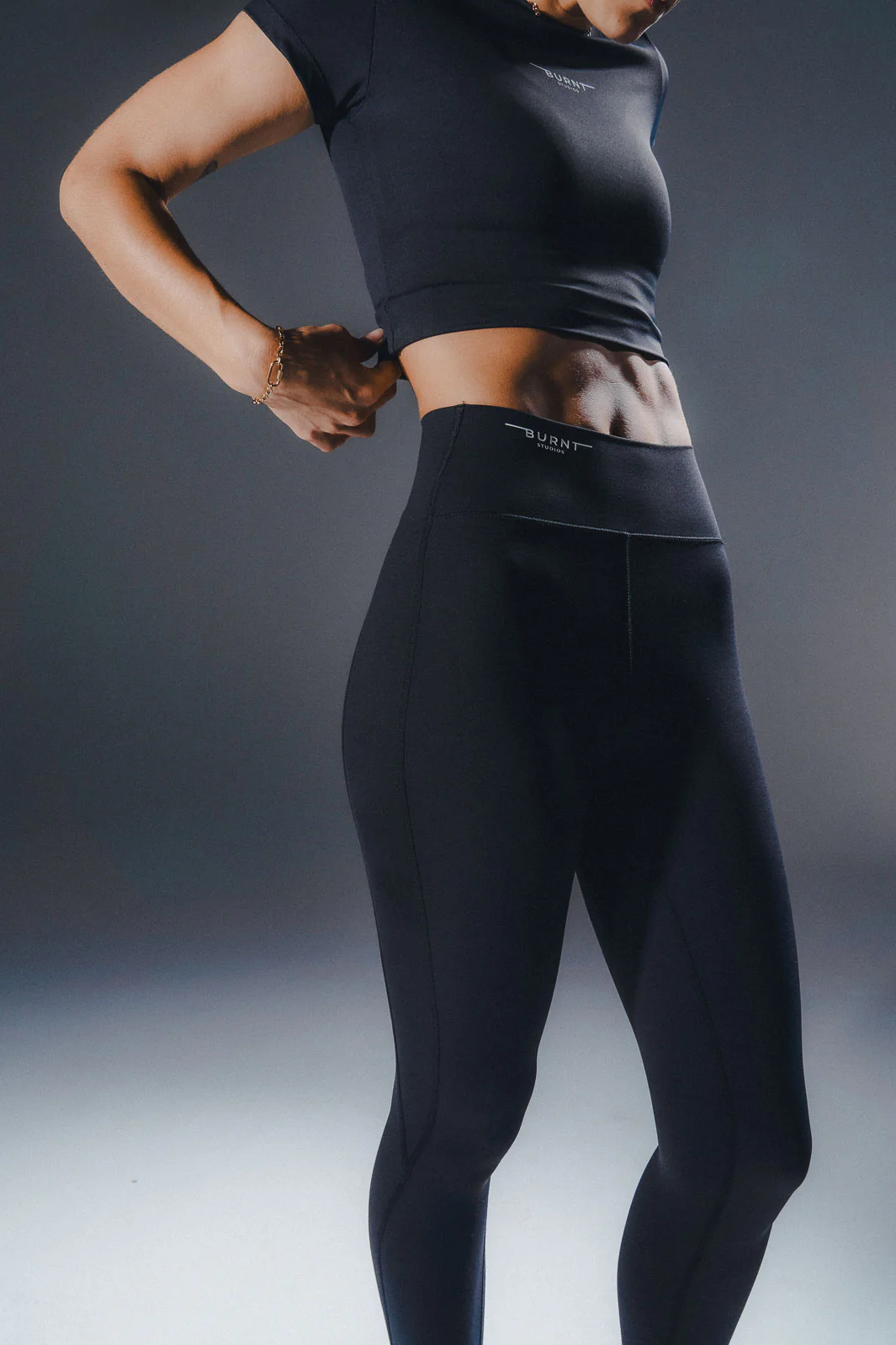 Essential Leah Legging - Image 9