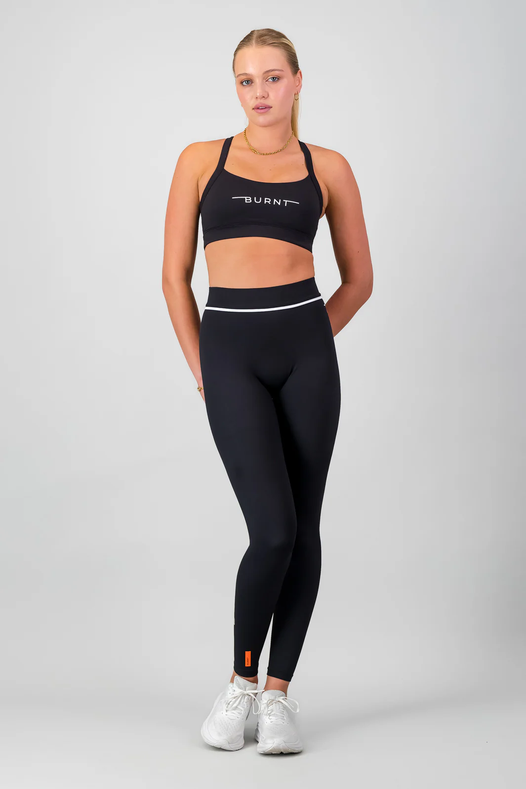 Milan Sports Bra - Black - Image 5